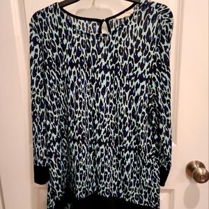 Dana Buchman dressy top